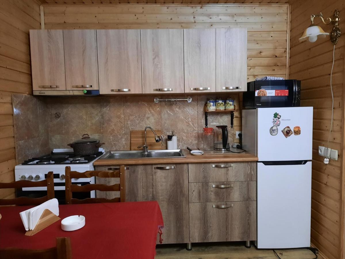 Family Hotel Maia - Cемейная Гостиница Майя Dashbashi Exteriör bild