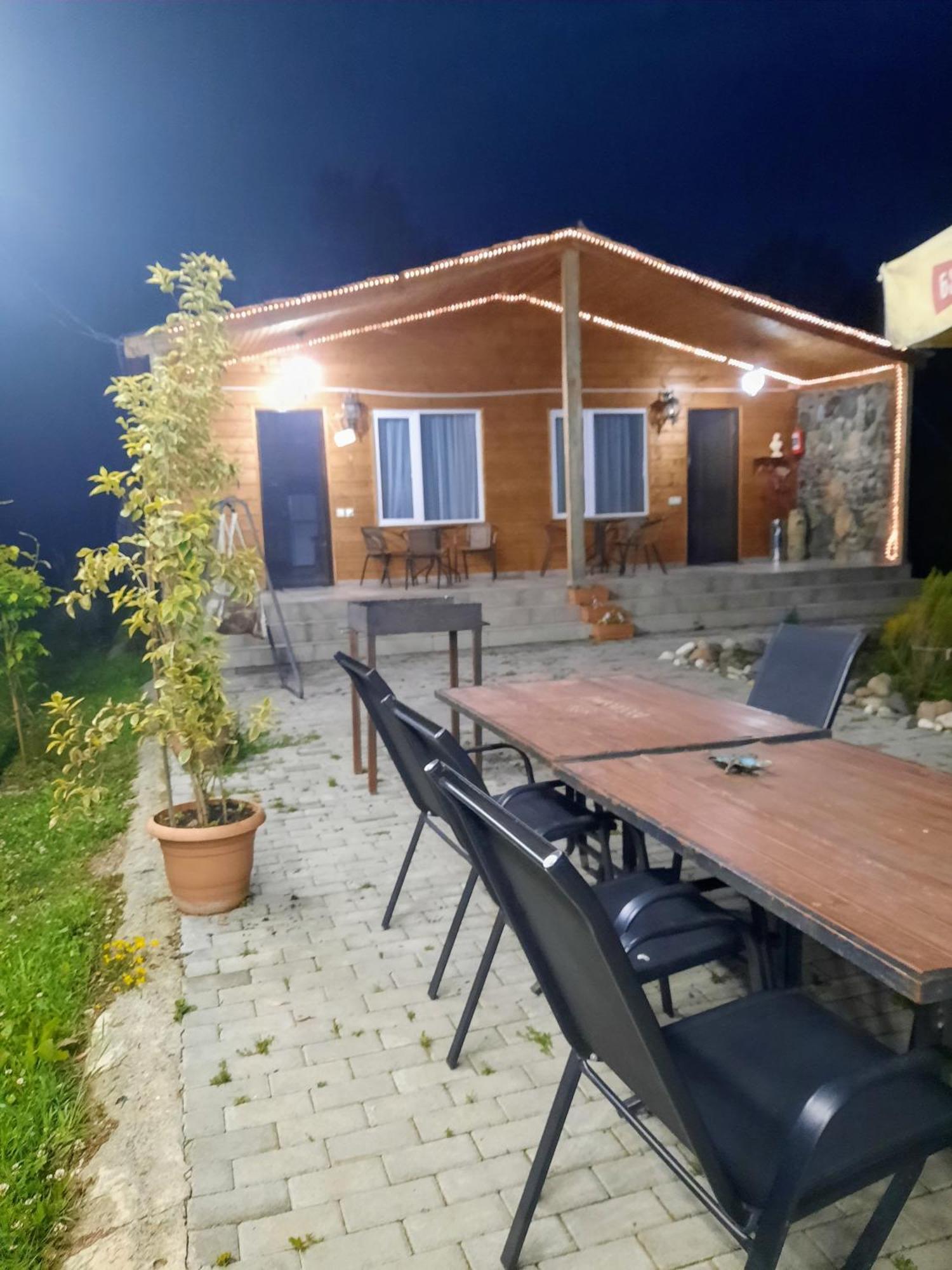 Family Hotel Maia - Cемейная Гостиница Майя Dashbashi Exteriör bild