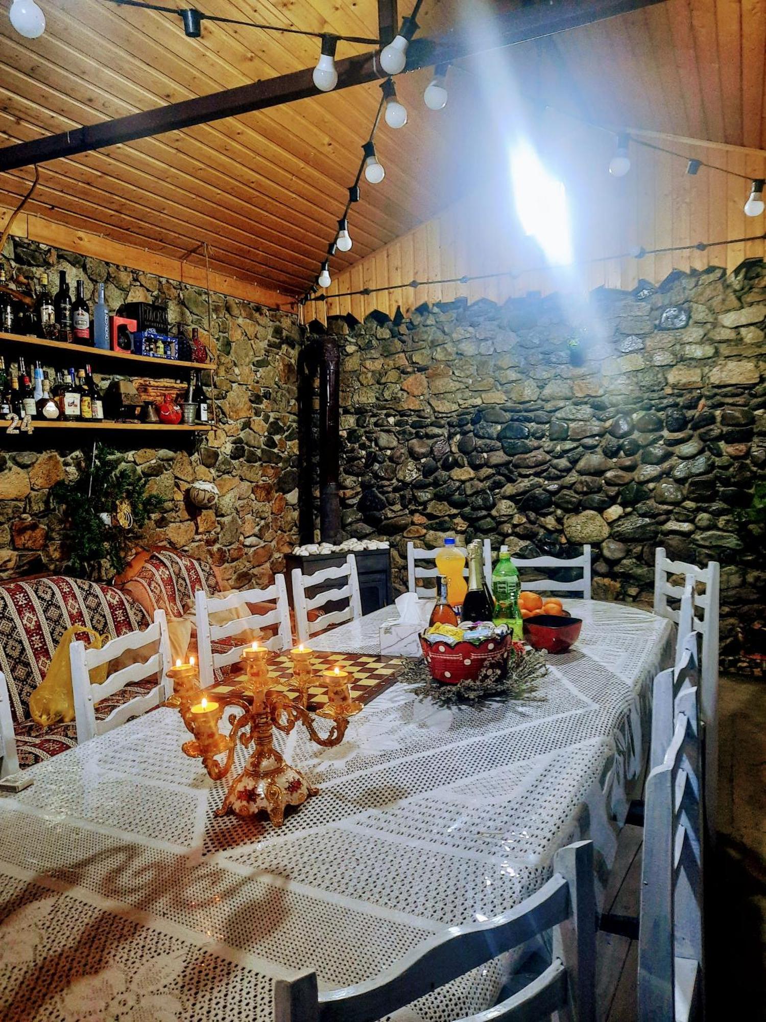 Family Hotel Maia - Cемейная Гостиница Майя Dashbashi Exteriör bild